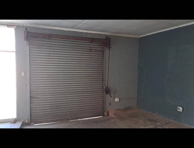 INDUSTRIAL PROPERTY TO RENT IN NORTH END